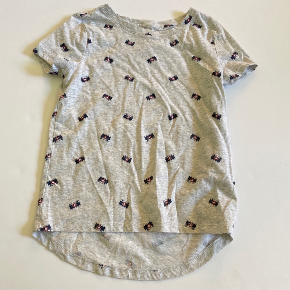 Old Navy tee